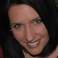 Nicole Miles Photo 28
