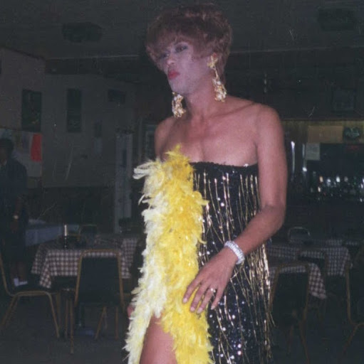 Lynn Browning Photo 13