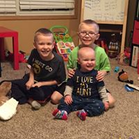 Lori Helpman Photo 2