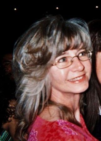 Debbie Tucker Photo 40