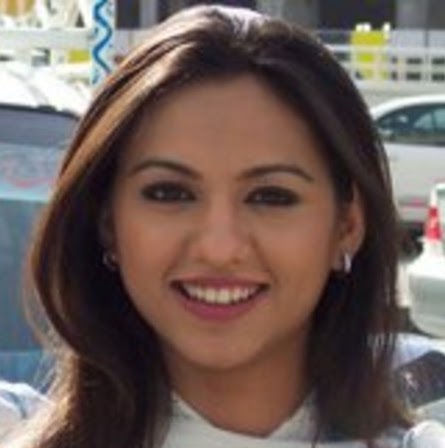 Laura Schultz Photo 34