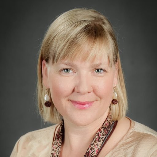 Cynthia Reilly Photo 32