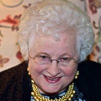 Julia Cole Photo 46