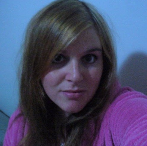 Danielle Campbell Photo 17