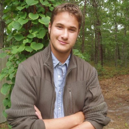 Alex Williams Photo 49