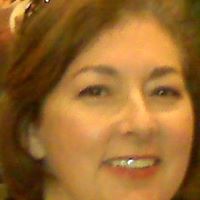 Carol Simmons Photo 37