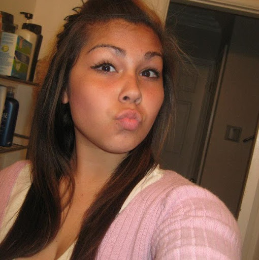 Heather Vargas Photo 29