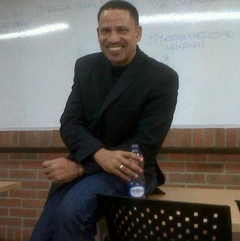 Julian Contreras Photo 9