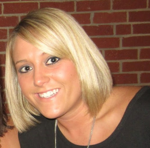 Amber Hoover Photo 15