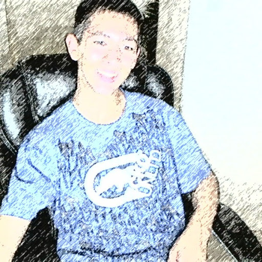 Christian Flores Photo 12