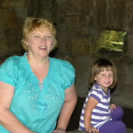 Jeannie Thomas Photo 35