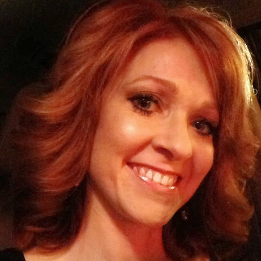 Lisa Michaels Photo 7