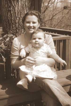 Emily Phillips Photo 27