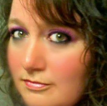 Shelley Thompson Photo 48