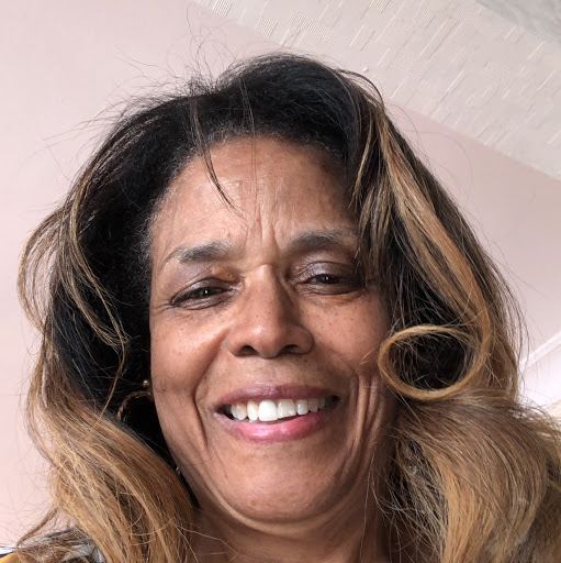 Angela Austin Photo 17
