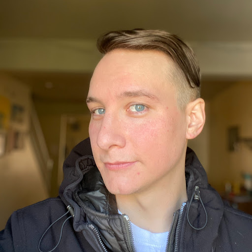 Garrett Lang Photo 14