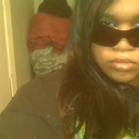 Nicole Hilliard Photo 12