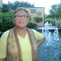 Eva Villanueva Photo 20