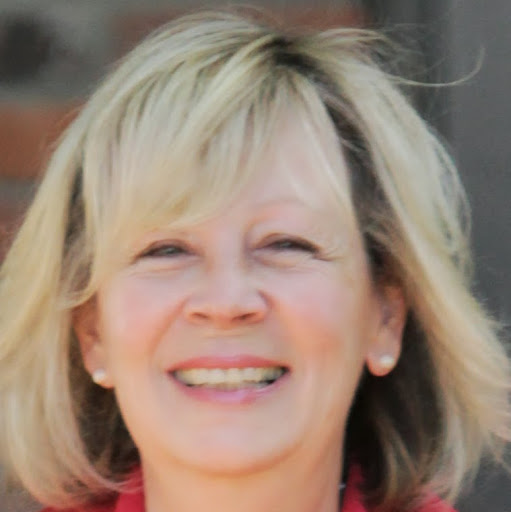 Carolyn Carpenter Photo 39