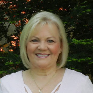 Marcia Russell Photo 42