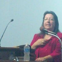 Regina Meade Photo 24
