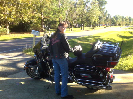 Leslie Collins Photo 35