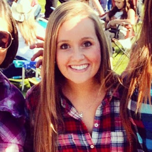 Samantha Dawson Photo 7