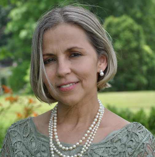 Beatriz Calderon Photo 9