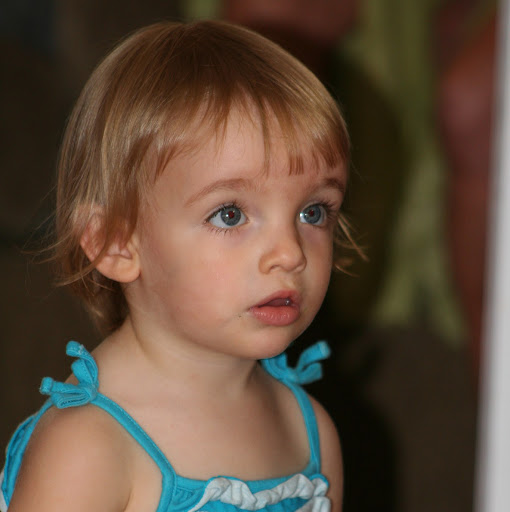 Shannon Banks Photo 31