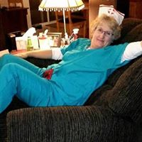 Julie Burchett Photo 17