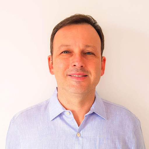 Rodrigo Molina Photo 25