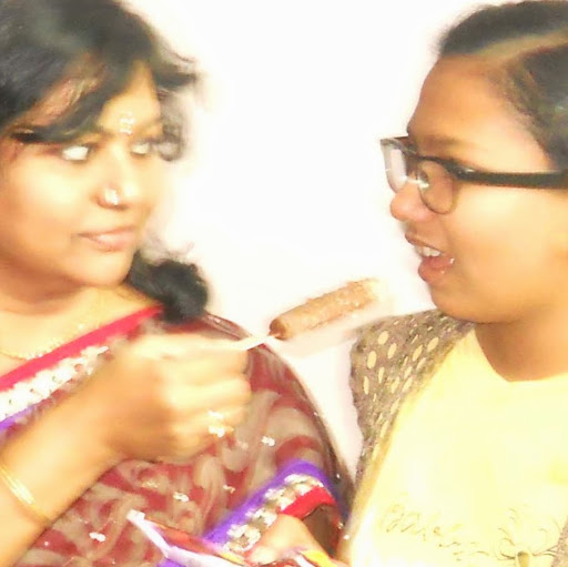 Christina Nicholas Photo 7