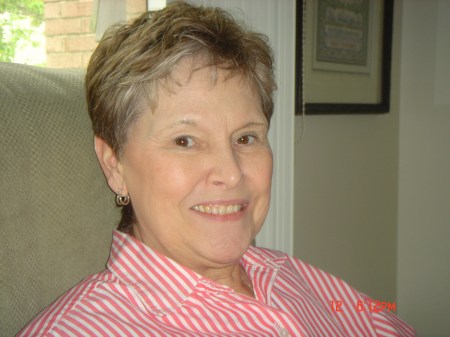 Lynda Smith Photo 25