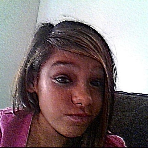 Hailey Mitchell Photo 3