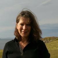 Elizabeth Atkinson Photo 30
