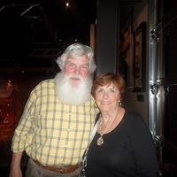 Elizabeth Holland Photo 20