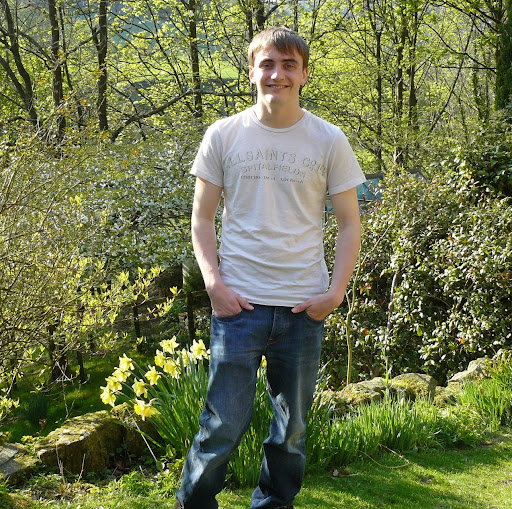 Robert Holmes Photo 40