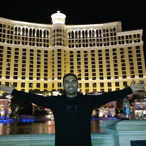 Adam Rodriguez Photo 35