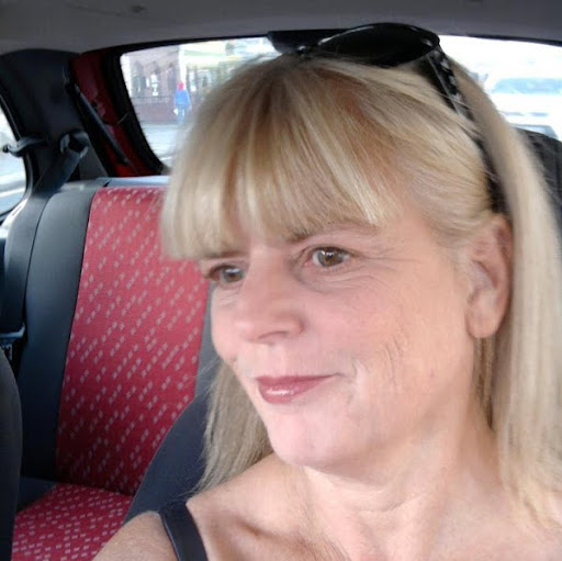 Debbie Garrett Photo 29