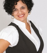 Lorraine Thomas Photo 1