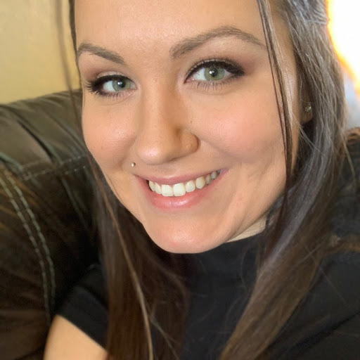 Katie Richards Photo 13