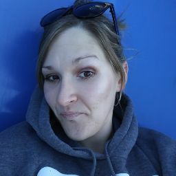 Kristine Hendrickson Photo 9