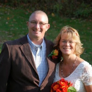 Julie Pruitt Photo 34