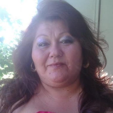 Elizabeth Moreno Photo 10