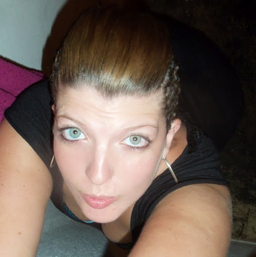 Holly Garcia Photo 18