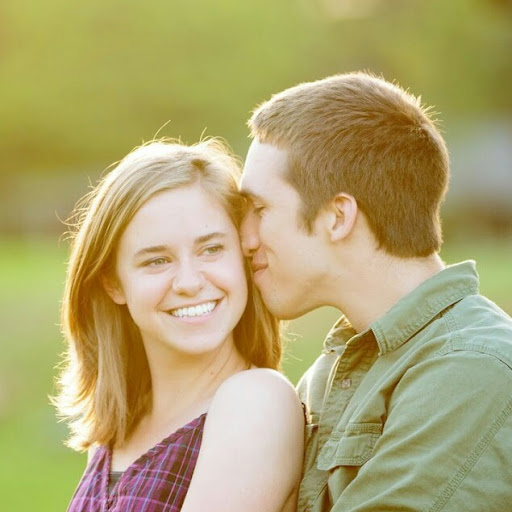 Allison Wood Photo 19
