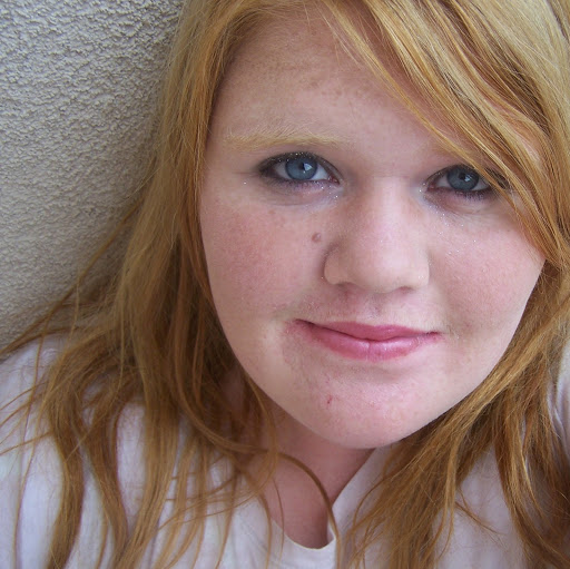 Sarah West Photo 45