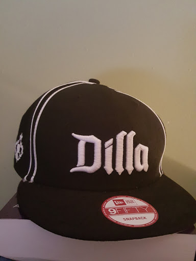 Eric Henry Photo 28 Eric Henry Photo 28