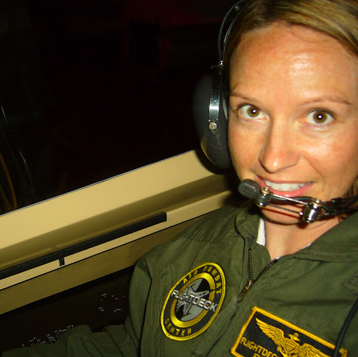 Julie Chandler Photo 25