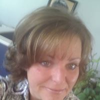Stephanie Bain Photo 14